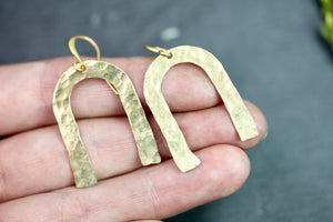 Geometric Brass Earrings - Horse Shoe